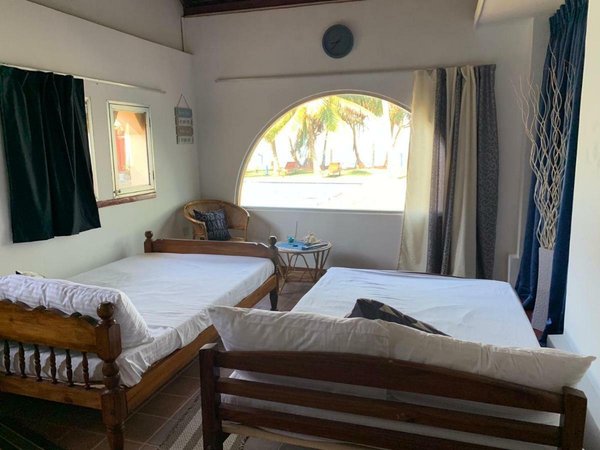 Airy Dale Villa And Guesthouse 앰발랑고다 외부 사진